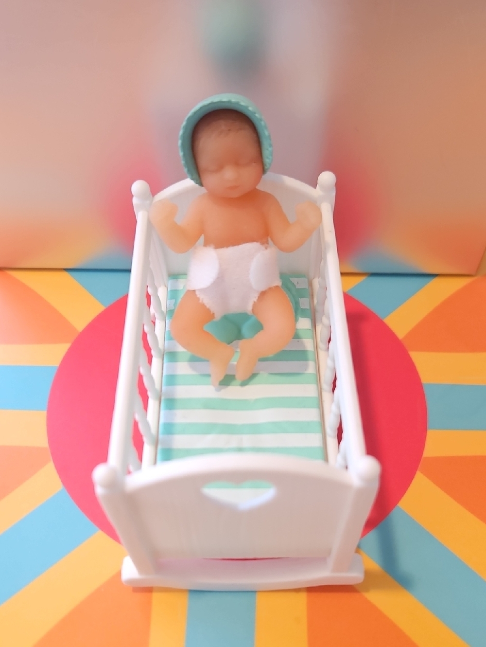 Zuru Mini Baby Doll in White Crib with Mint Bedding - Picture 6 of 7